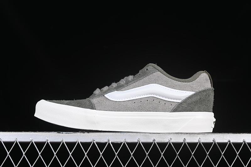 VANS (32)