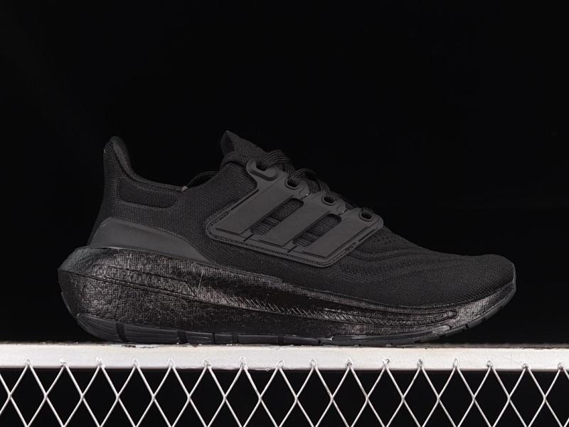 ADIDAS ULTRABOOST (13)
