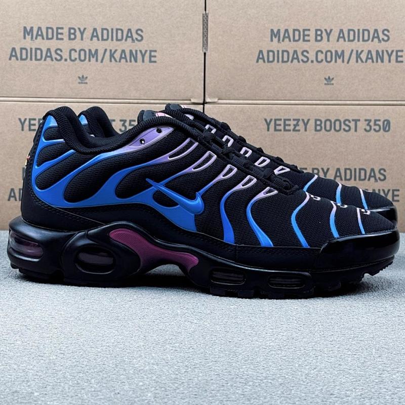 NIKE AIRMAX TN PLUS (26)
