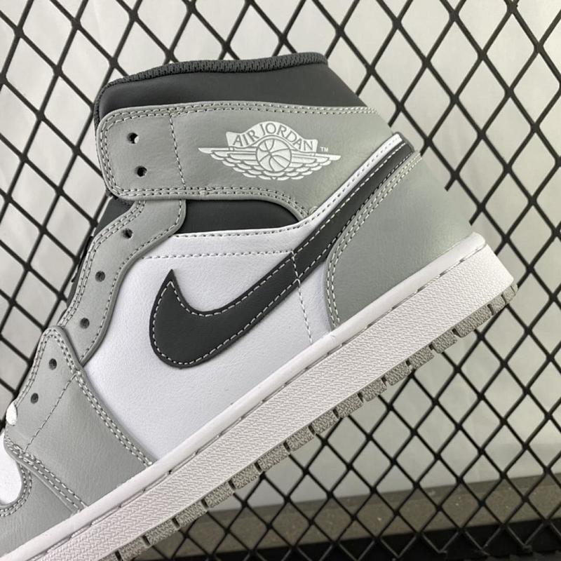 NIKE JORDAN 1 (421)