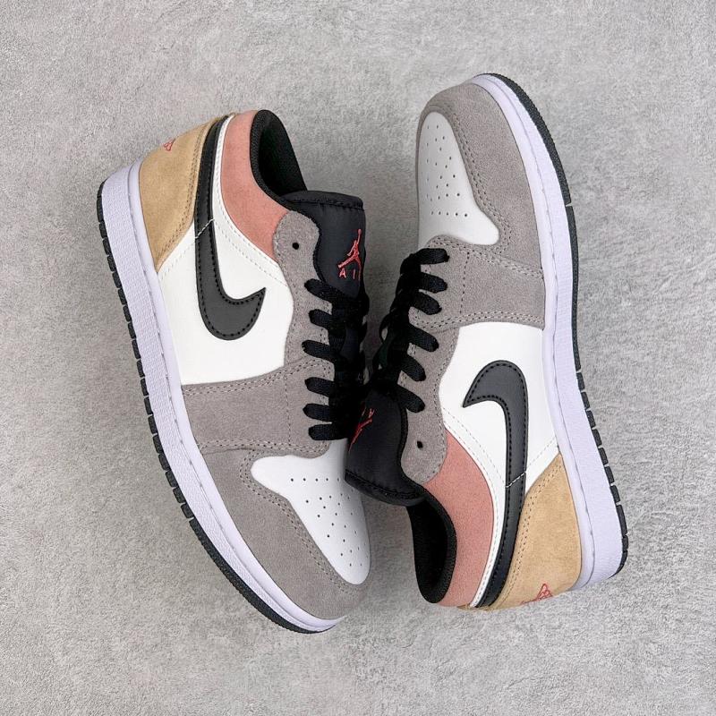 NIKE JORDAN 1 (522)