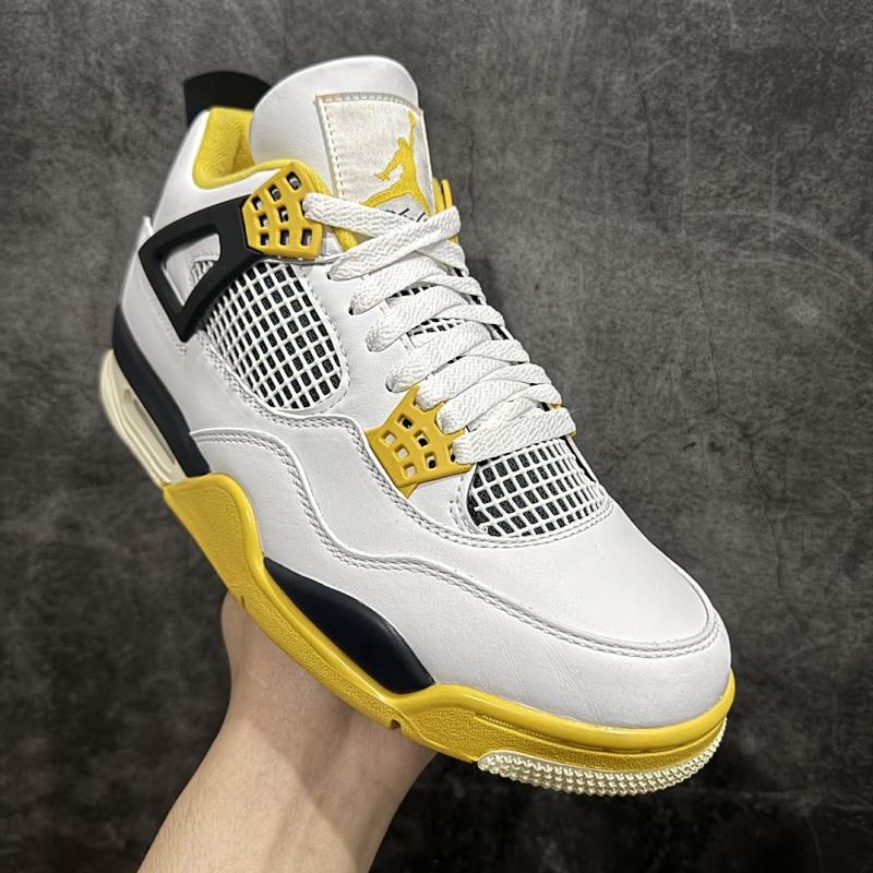 NIKE JORDAN 4 (107)