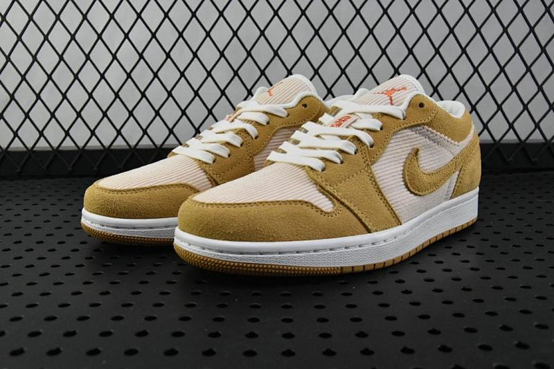 NIKE JORDAN 1 (445)