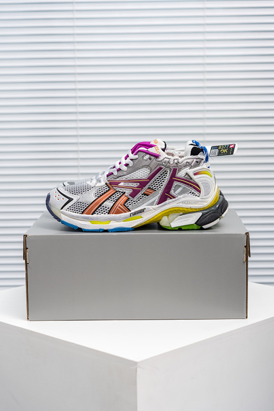 BALENCIAGA RUNNER (9)