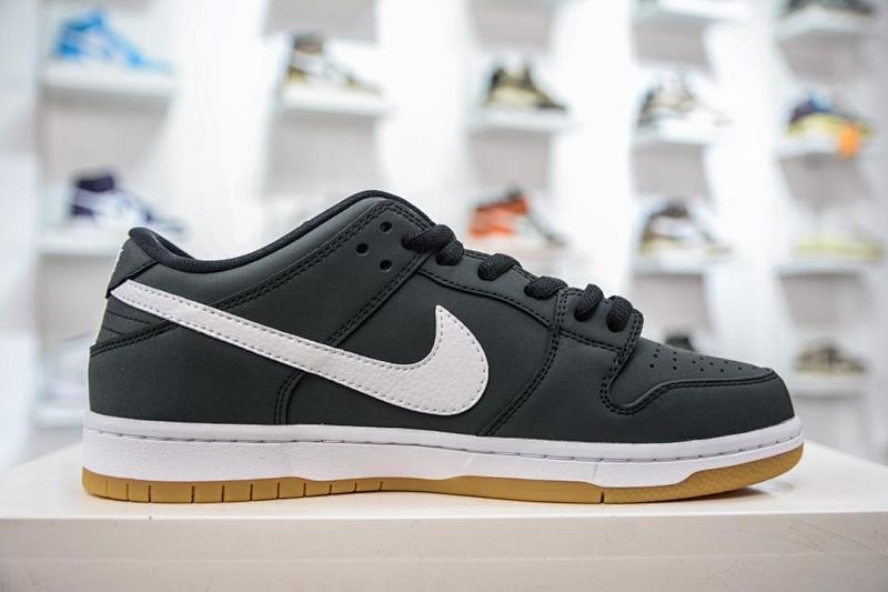 NIKE DUNK VT BATCH (49)