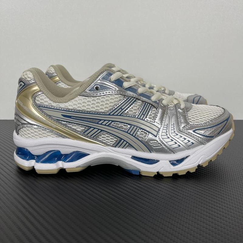 ASICS SHOES (3)