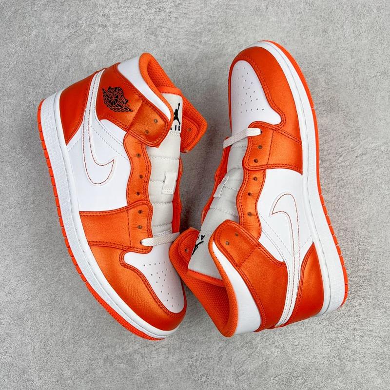 NIKE JORDAN 1 (397)