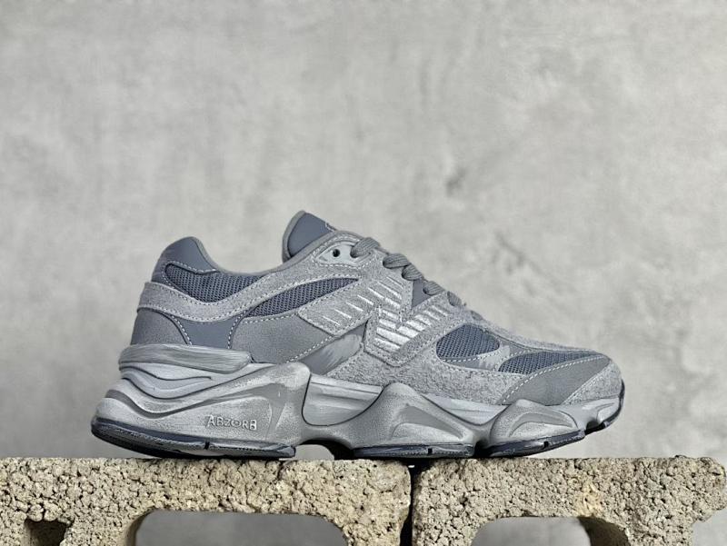NEW BALANCE 9060 (77)