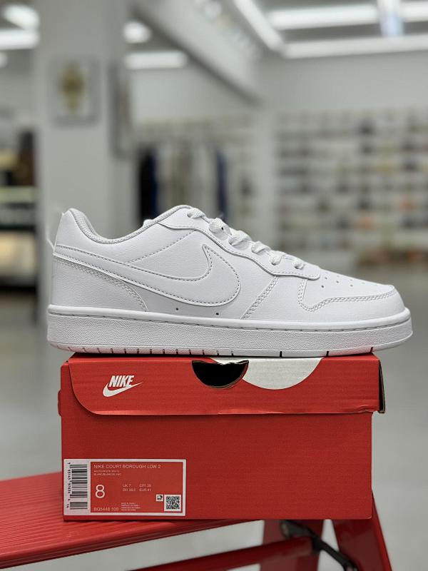 NIKE AIR FORCE 1 (252)