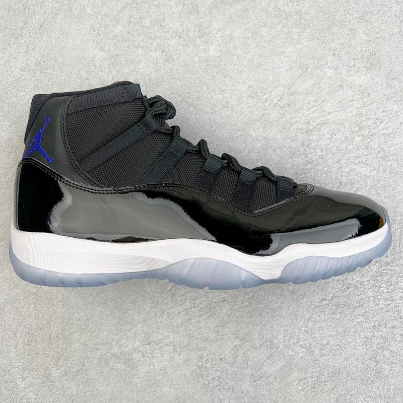 NIKE JORDAN 11 (35)