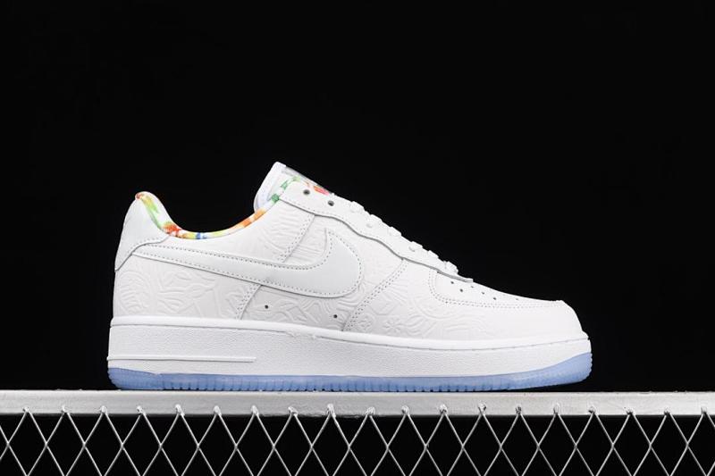 NIKE AIR FORCE 1 (244)