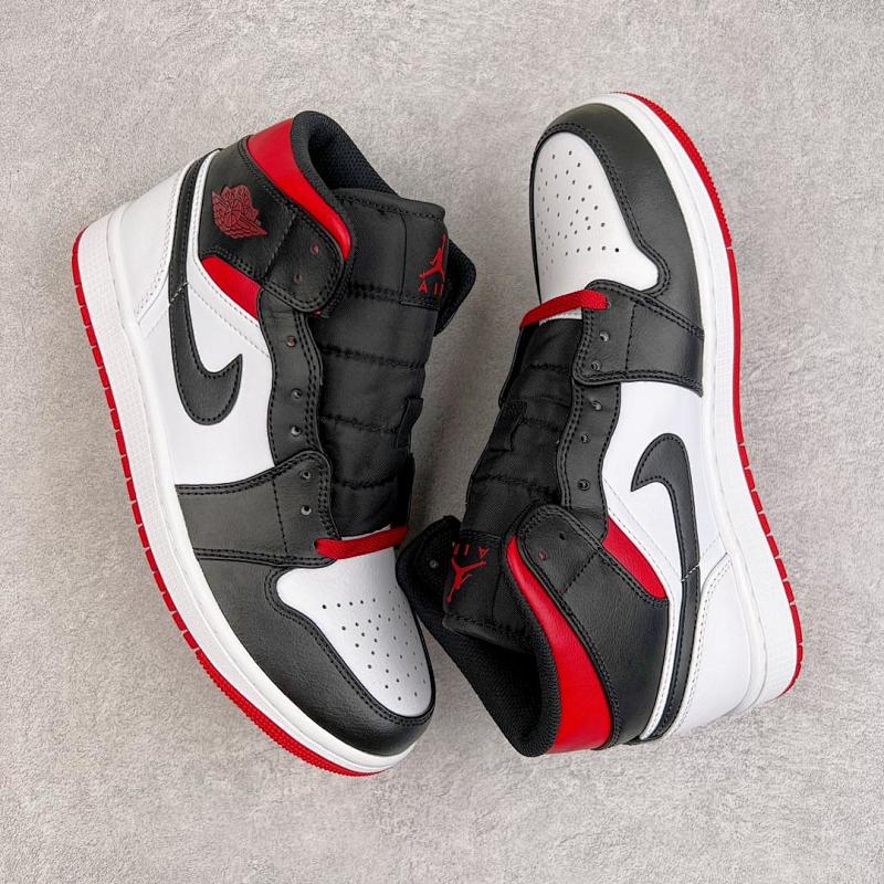 NIKE JORDAN 1 (374)