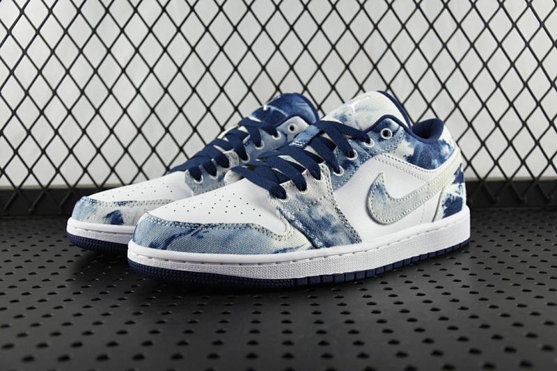 NIKE JORDAN 1 (458)
