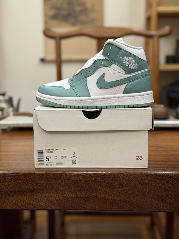 NIKE JORDAN 1 (18)