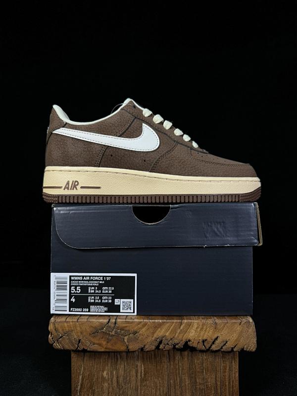 NIKE AIR FORCE 1 (60)