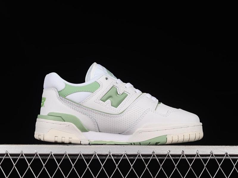 NEW BALANCE 550 (57)