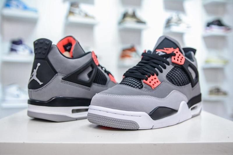 NIKE JORDAN 4 (195)