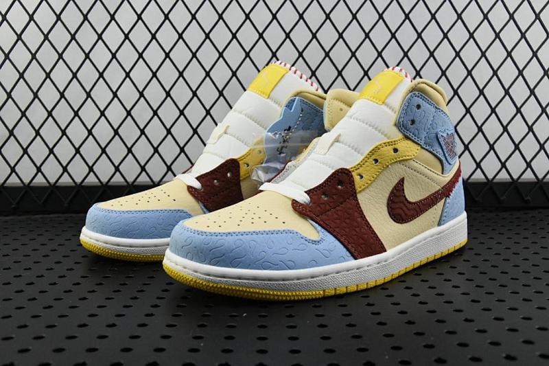 NIKE JORDAN 1 (345)