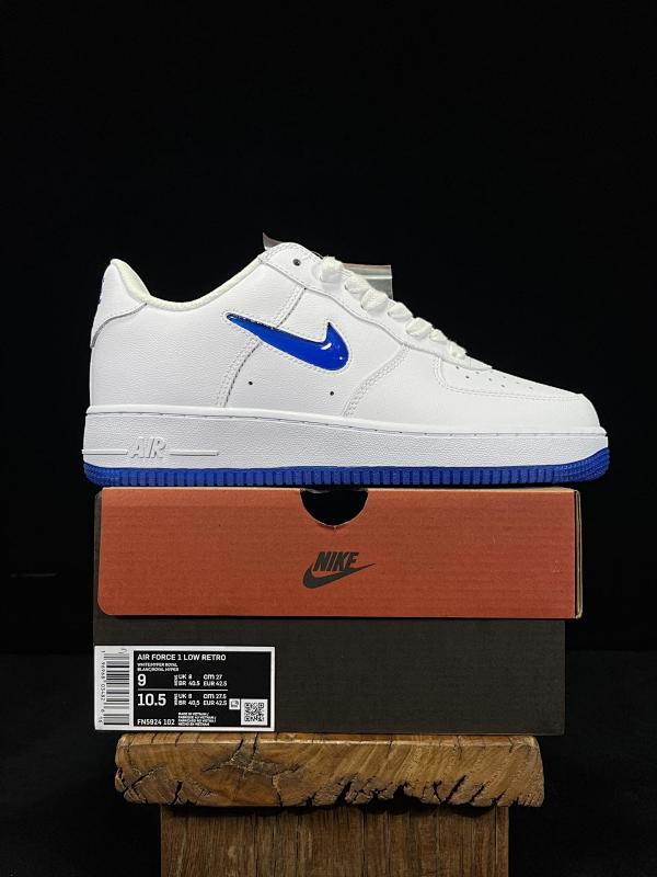 NIKE AIR FORCE 1 (92)