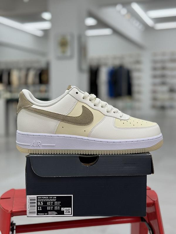 NIKE AIR FORCE 1 (101)