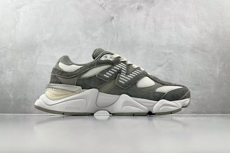 NEW BALANCE 9060 (46)