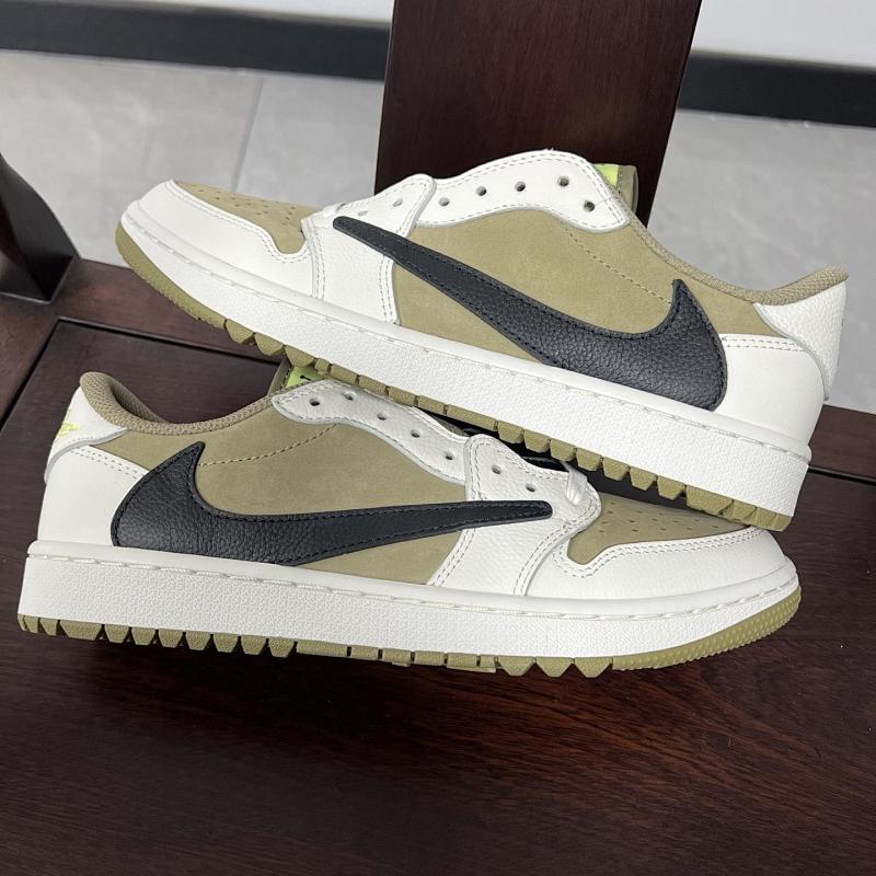 NIKE JORDAN 1 (252)