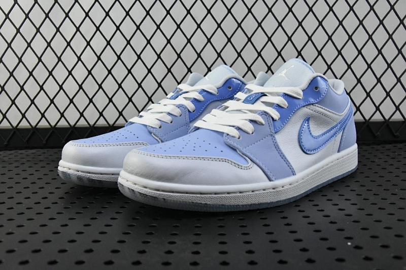 NIKE JORDAN 1 (438)