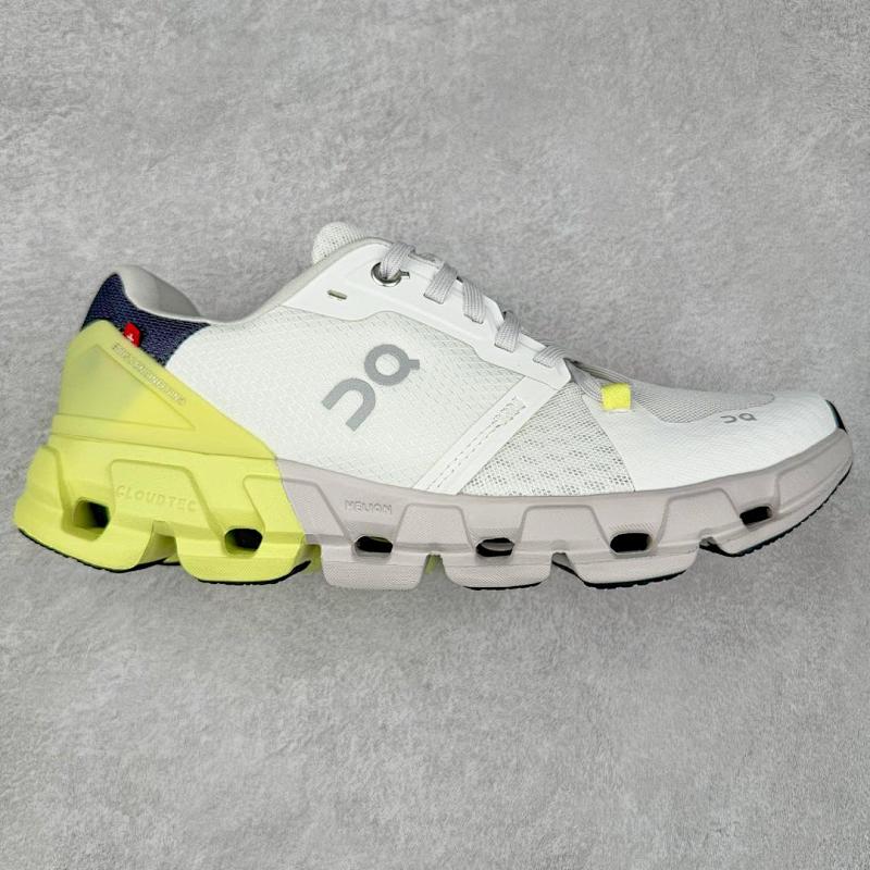 ON CLOUD SHOES (10)