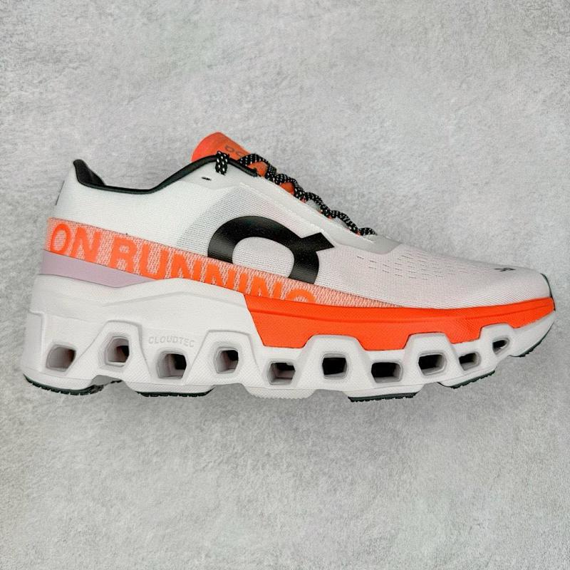 ON CLOUD SHOES (40)