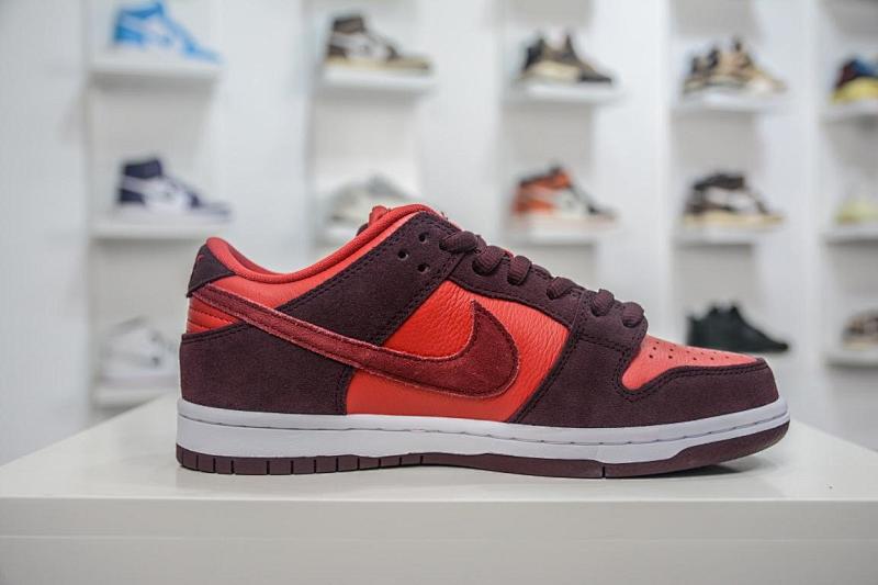 NIKE DUNK VT BATCH (44)