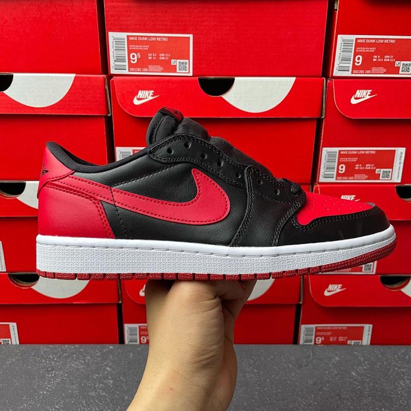 NIKE JORDAN 1 (278)