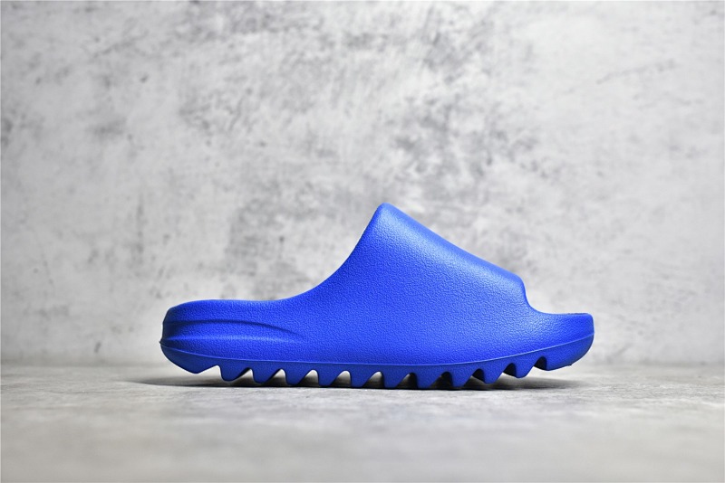 YEEZY SLIDE (14)