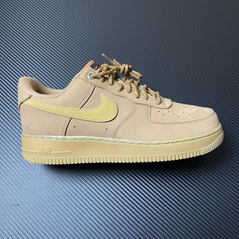 NIKE AIR FORCE 1 (544)