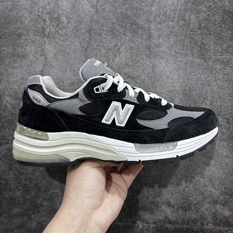 NEW BALANCE 992 (10)