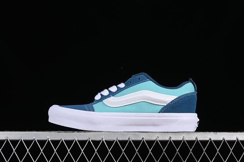VANS (24)