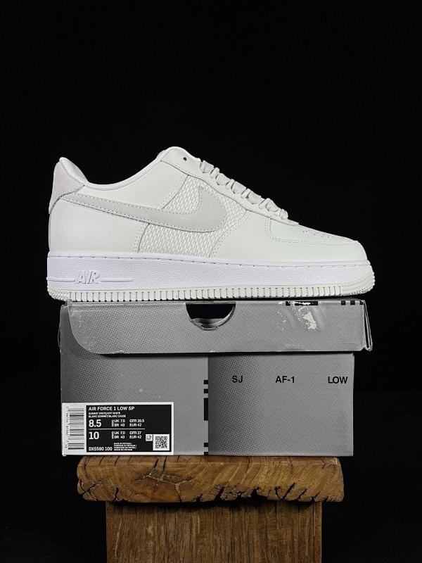 NIKE AIR FORCE 1 (159)