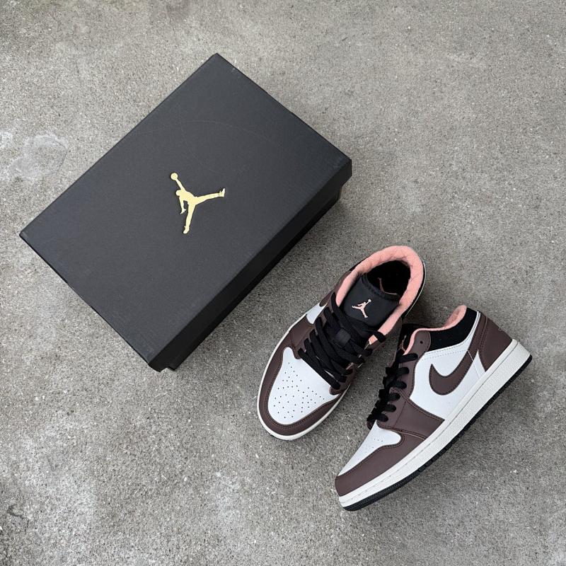 NIKE JORDAN 1 (124)