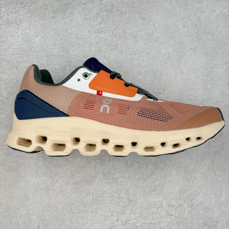 ON CLOUD SHOES (23)