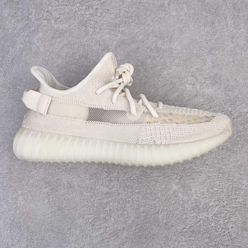 YEEZY 350 (71)