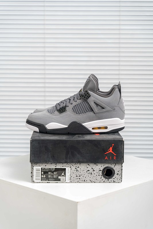 NIKE JORDAN 4 (41)