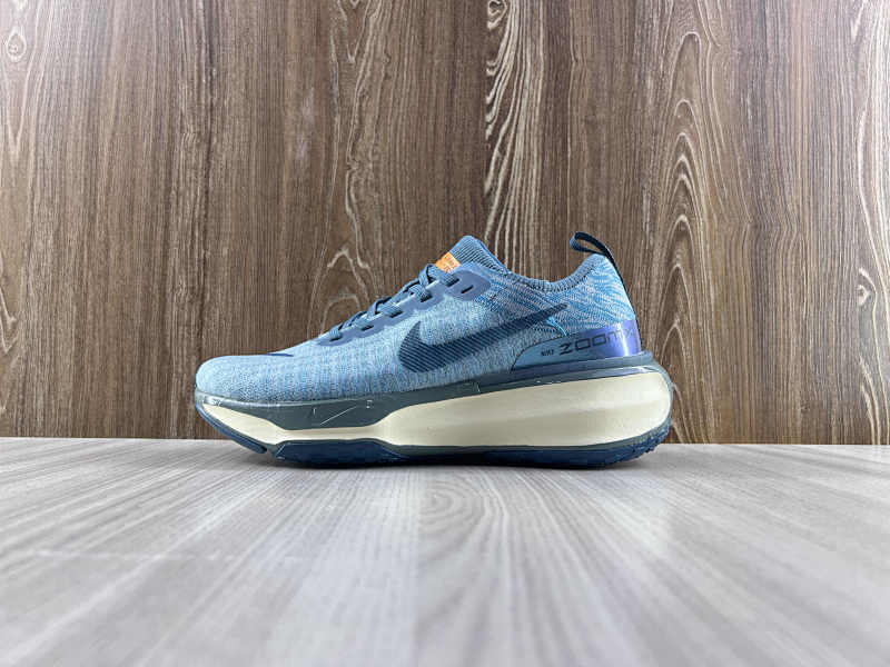 NIKE ZOOM X (22)