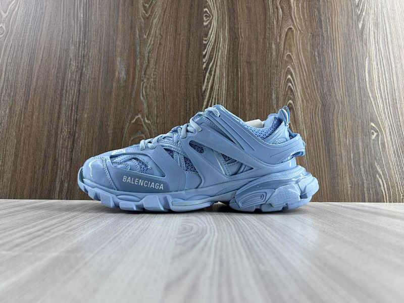 BALENCIAGA SHOES (260)