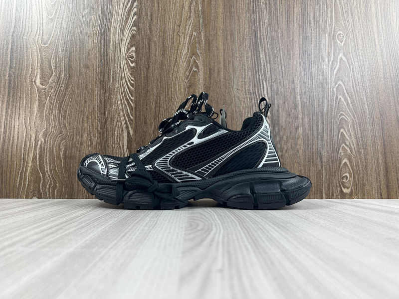 BALENCIAGA SHOES (317)