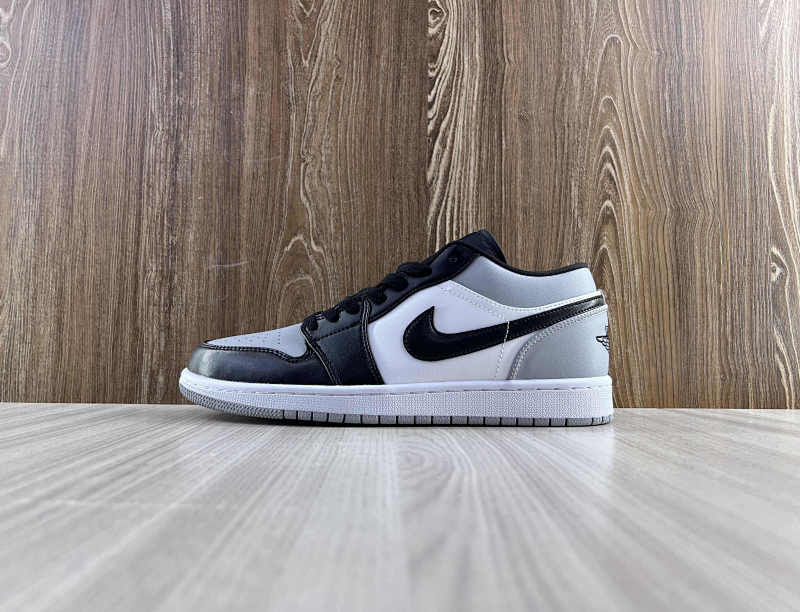 NIKE AIR JORDAN 1 LOW (92)
