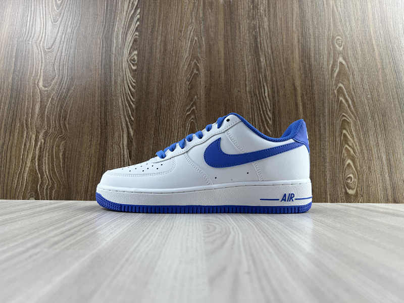 NIKE AIR FORCE 1 (52)