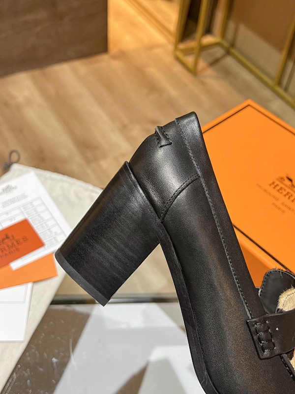 HERMES SHOES (331)
