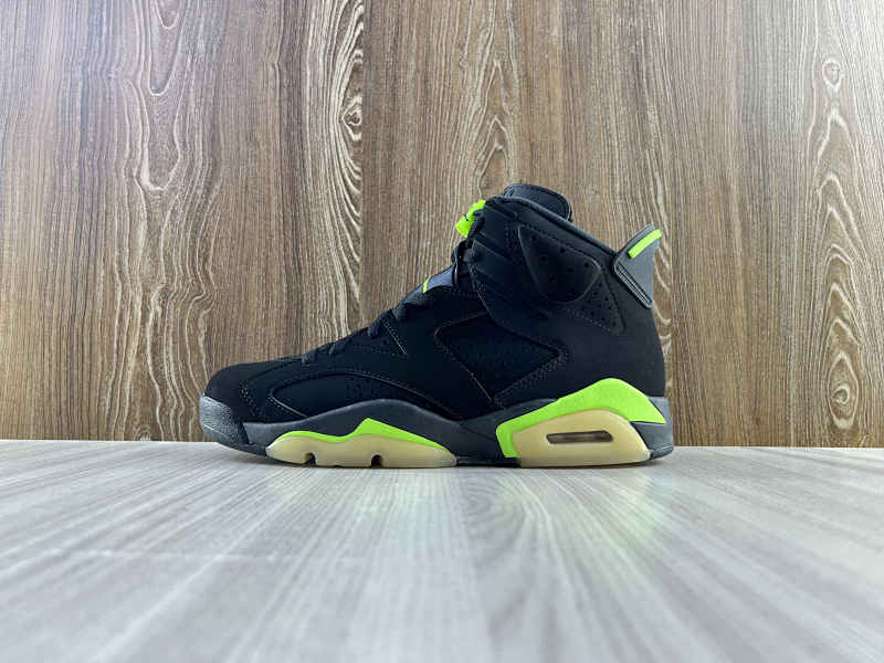 NIKE AIR JORDAN 6 (24)