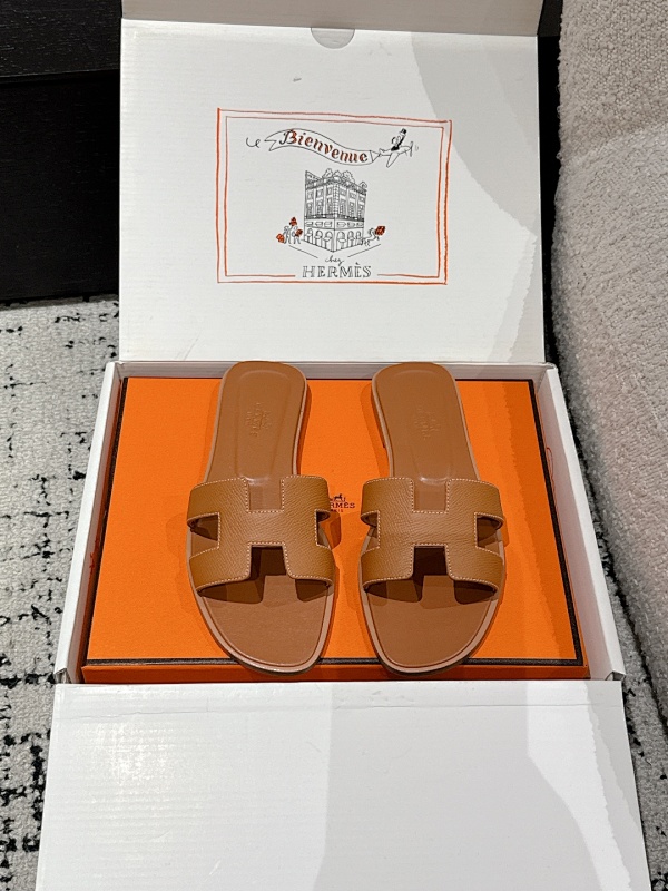 HERMES SHOES (465)