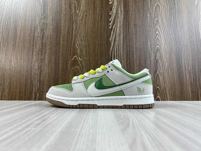 NIKE DUNK (158)