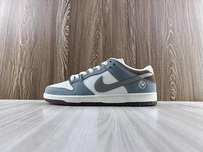 NIKE DUNK (184)